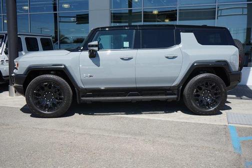 2024 GMC HUMMER EV SUV 2X