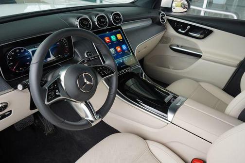 2025 Mercedes-Benz GLC 350e Base