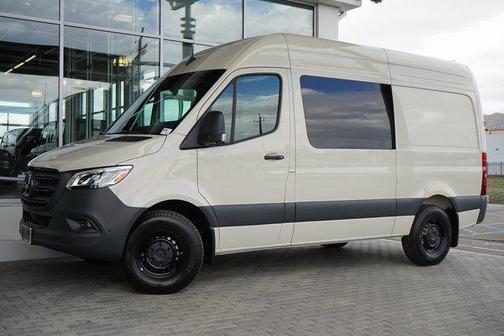 2026 Mercedes-Benz Sprinter 2500 Crew 144 WB