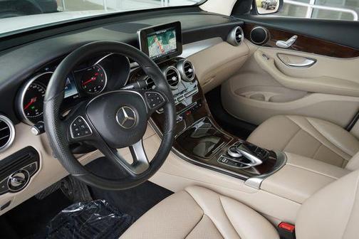 2017 Mercedes-Benz GLC 300 Base