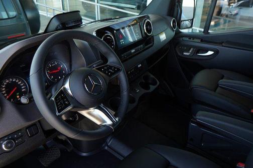 2026 Mercedes-Benz Sprinter 2500 High Roof