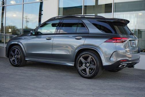 Selenite Grey Metallic 2026 Mercedes-Benz GLE 450 4MATIC