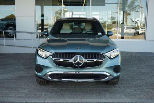 Verde Silver Metallic 2026 Mercedes-Benz GLC 300 Base