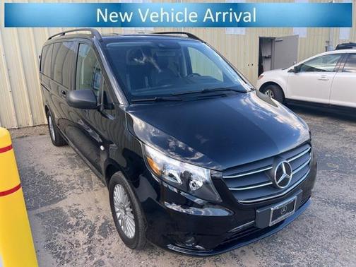 2023 Mercedes-Benz Metris Base