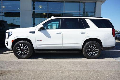 2022 GMC Yukon 4WD AT4