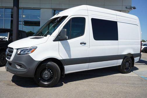 2025 Mercedes-Benz Sprinter 2500 Crew 144 WB