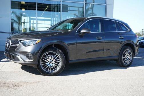 2026 Mercedes-Benz GLC 300 4MATIC