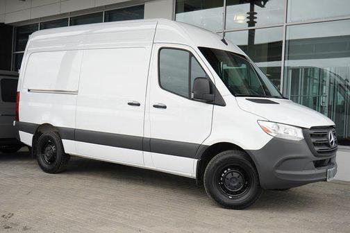 2025 Mercedes-Benz Sprinter 2500 Standard Roof