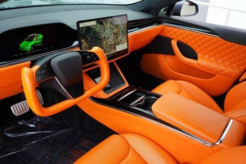 2021 Tesla Model S Plaid