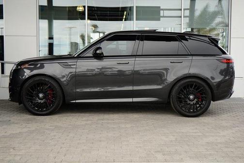 2024 Land Rover Range Rover Sport SE