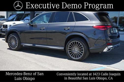 2025 Mercedes-Benz GLC 300 Base