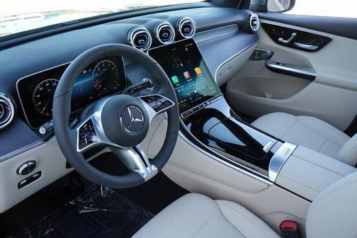 Verde Silver Metallic 2026 Mercedes-Benz GLC 300 4MATIC