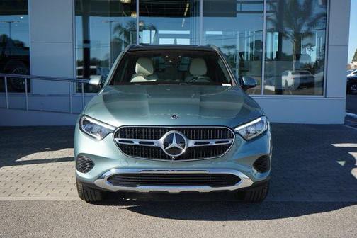 2026 Mercedes-Benz GLC 300 4MATIC