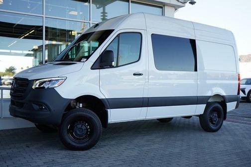 2025 Mercedes-Benz Sprinter 2500 Crew 144 WB