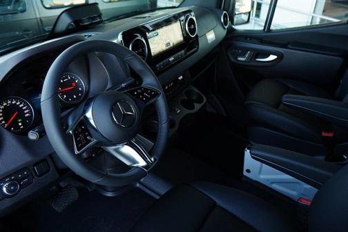 2025 Mercedes-Benz Sprinter 2500 Crew 144 WB