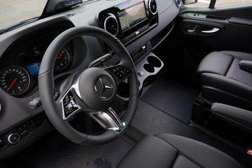 2026 Mercedes-Benz Sprinter 2500 Passenger 144 WB