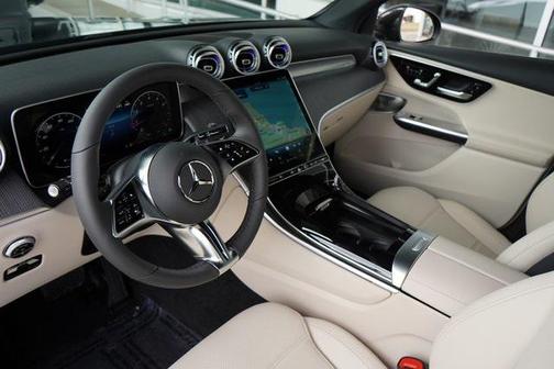 2026 Mercedes-Benz GLC 300 Base