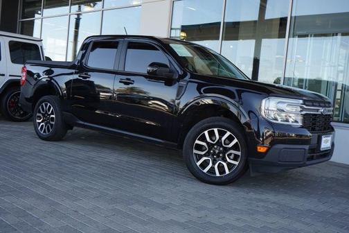 Shadow Black 2023 Ford Maverick Lariat