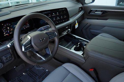 2026 Chevrolet Suburban Z71, 4WD