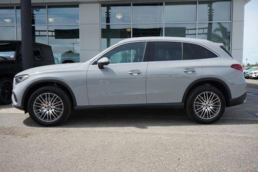 2026 Mercedes-Benz GLC 300 4MATIC