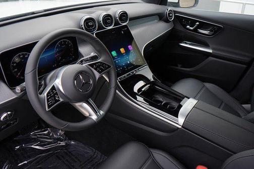 Polar White 2026 Mercedes-Benz GLC 300 Base