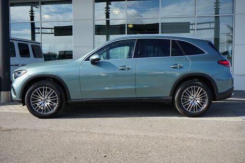 2026 Mercedes-Benz GLC 300 Base