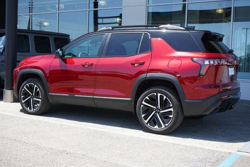 Radiant Red Tintcoat 2026 Chevrolet Equinox FWD RS