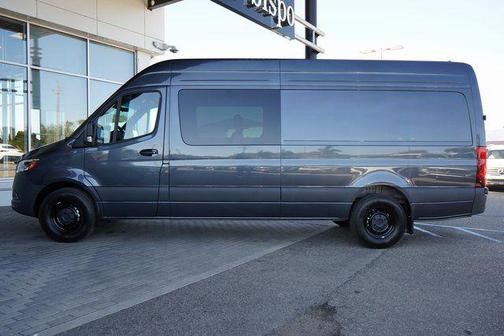 2025 Mercedes-Benz Sprinter 2500 Crew 170 WB