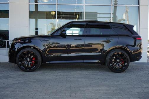 Santorini Black Metallic 2024 Land Rover Range Rover Sport SE