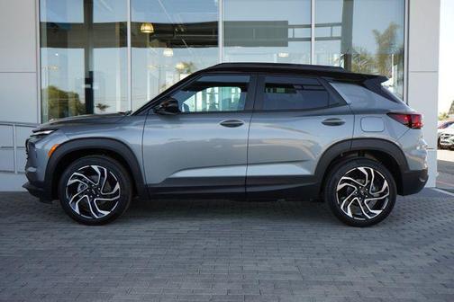 Sterling Gray Metallic 2026 Chevrolet Trailblazer RS
