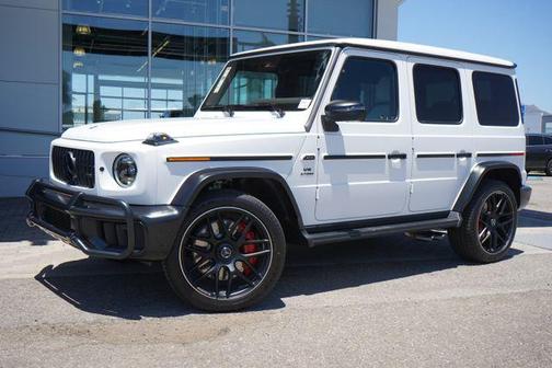 Moonlight White Magno 2026 Mercedes-Benz AMG G 63 G 63 AMG
