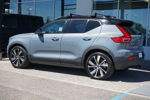 2021 Volvo XC40 Recharge Pure Electric P8