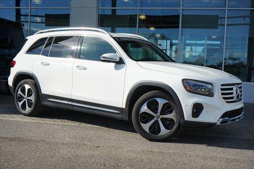 Polar White 2026 Mercedes-Benz GLB 250 Base