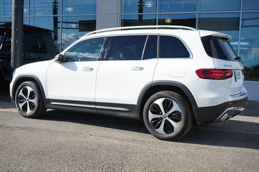 Polar White 2026 Mercedes-Benz GLB 250 Base
