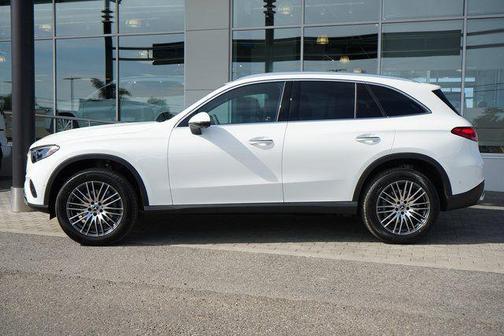 2026 Mercedes-Benz GLC 300 Base