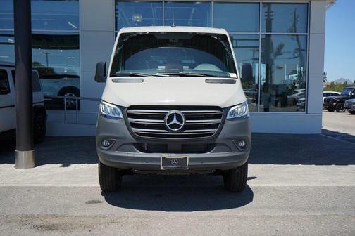 2025 Mercedes-Benz Sprinter 2500 Standard Roof