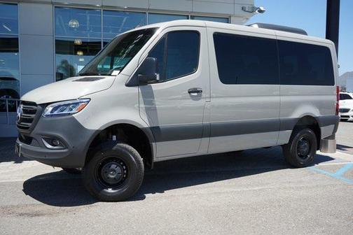 2025 Mercedes-Benz Sprinter 2500 Standard Roof