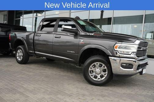 2022 RAM 2500 Laramie Crew Cab 4x4 6'4' Box