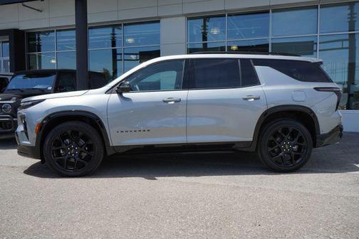 Sterling Gray Metallic 2026 Chevrolet Traverse RS