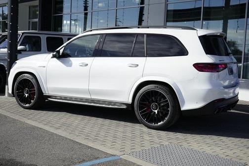 2025 Mercedes-Benz AMG GLS 63 Base