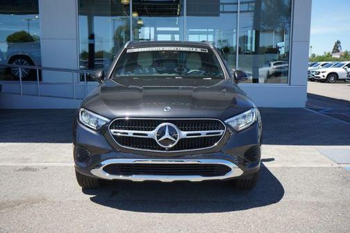 Graphite Grey Metallic 2026 Mercedes-Benz GLC 300 Base