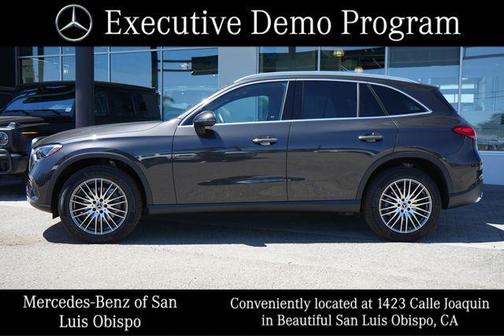 Graphite Grey Metallic 2026 Mercedes-Benz GLC 300 Base