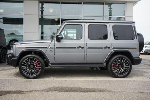 MANUFAKTUR Platinum Magno 2026 Mercedes-Benz AMG G 63 G 63 AMG