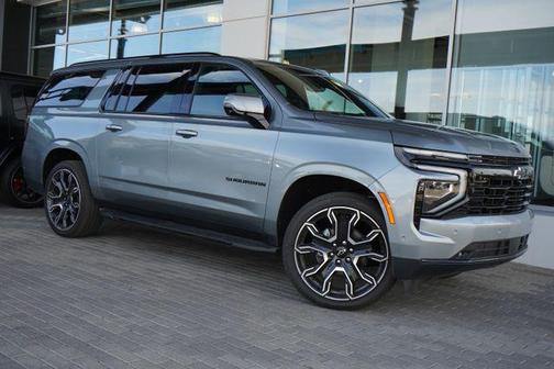 Sterling Gray Metallic 2026 Chevrolet Suburban RST