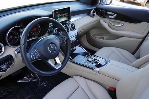 2017 Mercedes-Benz GLC 300 Base