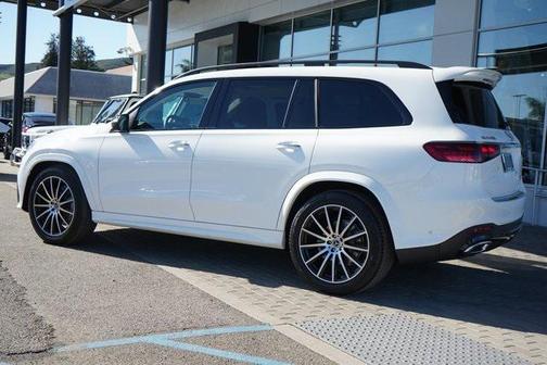 2026 Mercedes-Benz GLS 450 4MATIC
