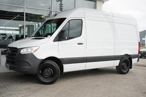 2025 Mercedes-Benz Sprinter 2500 Standard Roof