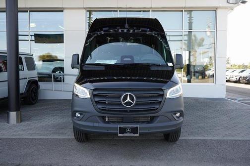 2025 Mercedes-Benz Sprinter 2500 Standard Roof