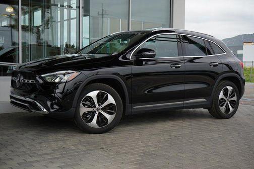 Night Black 2026 Mercedes-Benz GLA 250 4MATIC