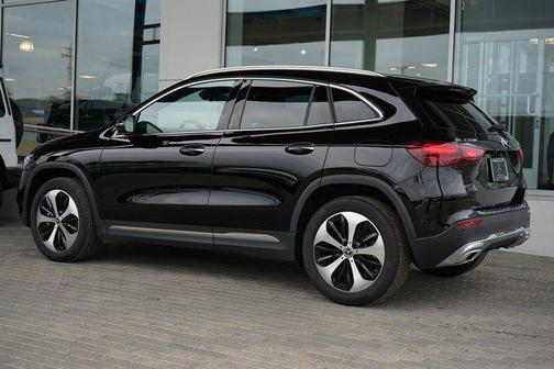 Night Black 2026 Mercedes-Benz GLA 250 4MATIC